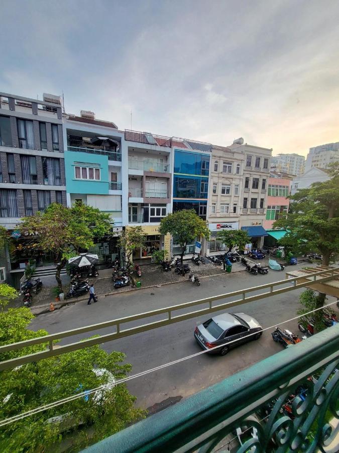 Thao Trang Laluxe Saigon