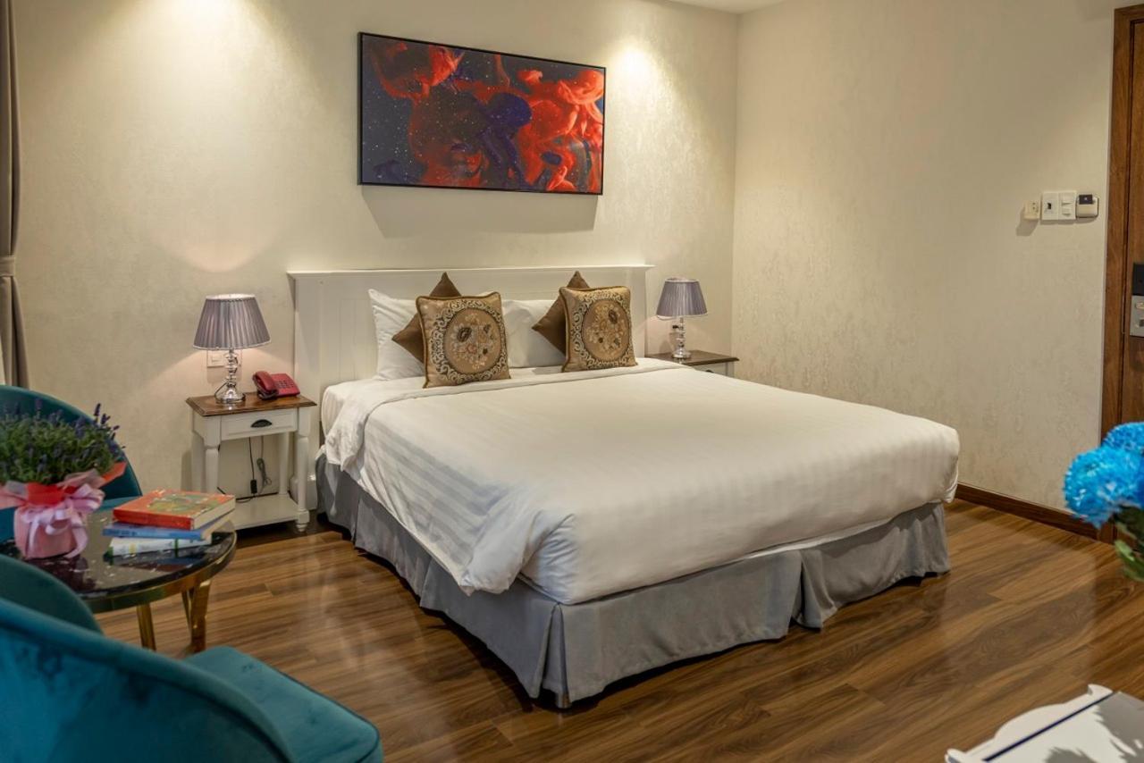 Khách sạn Thao Trang Laluxe Saigon 3*